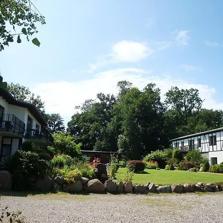 Gutspark Seeblick * Kägsdorf